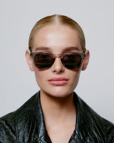 Bate / Grey Transparent & Grey Lens - Shade Files